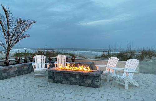 Boardwalk Casa | ¡VENTA DE FIN DE AÑO! FRENTE AL MAR CERCA DE FLAGLER AVE SOLO $ 400 / PM SIN PICO, RECIENTEMENTE AMUEBLADO!