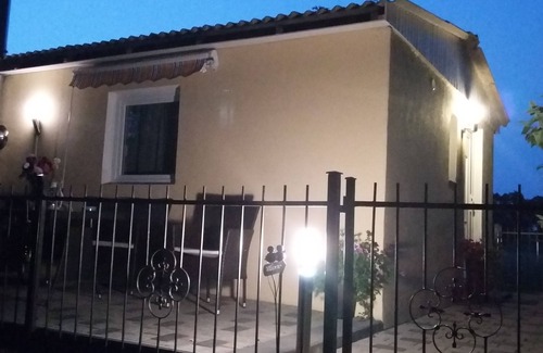 Brietlingen Casa | Directly at the Neetzekanal and with chimney