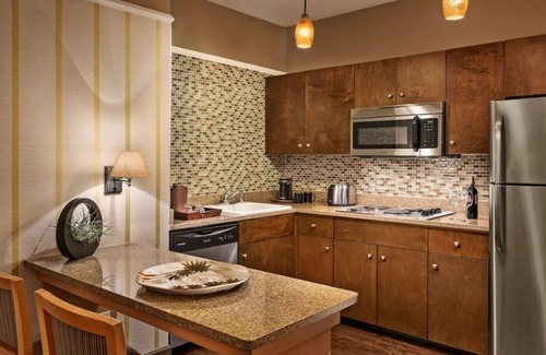 Gainey Village Villas Casa | Discover Ideally Located Suites in Gainey Ranch AZ w/ Free Parking & Breakfast!