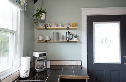 McMinnville Casa | Discover the Beauty of TN from Eclectic Comfort