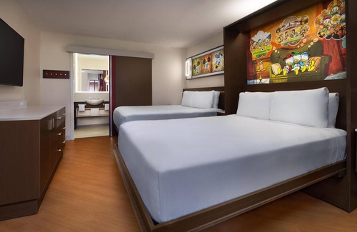 Bay Lake Hotel | Disney's All-Star Sports Resort