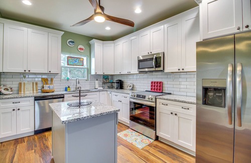 Midway Casa | Dock & Fire Pit: Waterfront Midway Retreat!