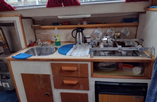 Oksnes Alquiler De Eote | Dockside sleepover in lovely boat in Nyksund
