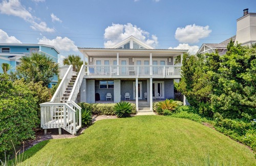 Fernandina Beach Casa | Dog Friendly Ground Level Duplex by RedAwning