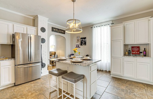 Jeffersonville - Clarksville Casa | Dog-Friendly Home w/ Yard, 6 Mi to Louisville!