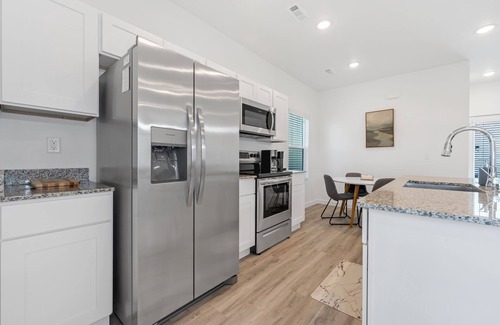 Centerton Casa | Dog Parks Museums Walking and Biking Trails