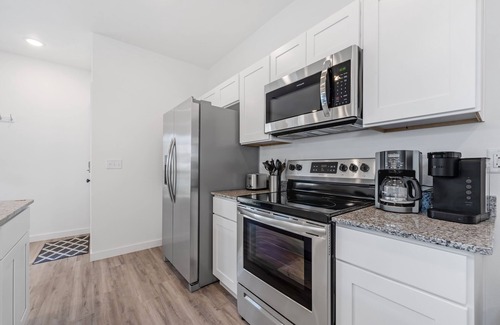 Centerton Casa | Dog Parks Museums Walking and Biking Trails