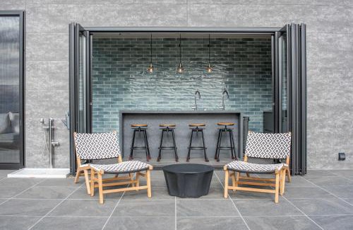 Futo Villa | Doggo伊豆 愛犬と過ごす最高の時間の為に造られた貸切宿。温泉、プライベートドッグランで最高の一時を。