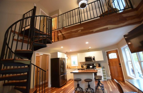 Weaverville Casa | Dogwood Cottage