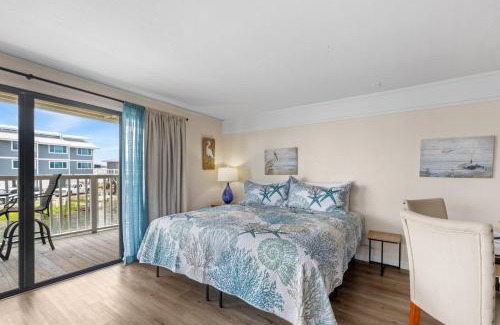 Cedar Key Casa | Dolphin View 217 at Cedar Cove Condos