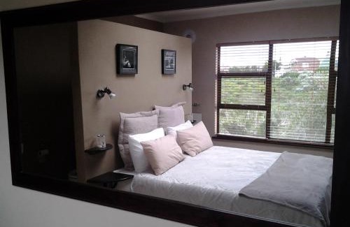 Jeffreys Bay Casa | Dolphin View Guesthouse