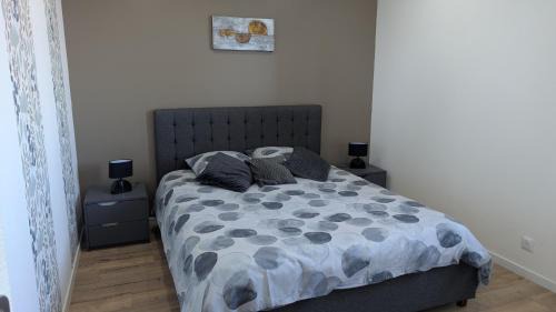 La Roche-sur-Foron Apartamento | Domaine de la Griffe - Appartement "Sous Dine"