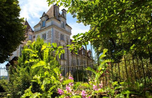 Saint-Vincent-de-Cosse Hotel | Domaine de Monrecour - Hôtel & Restaurant - Proche de Sarlat