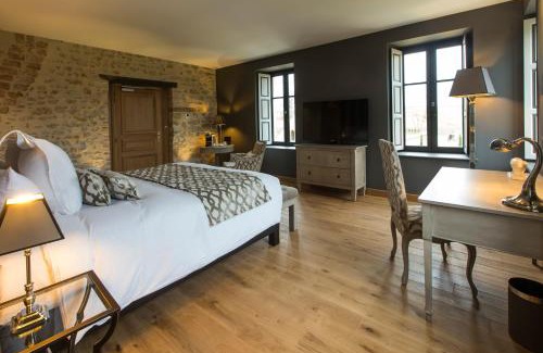 Saint-Jean-de-Trezy Hotel | Domaine de Rymska & Spa - Relais & Châteaux