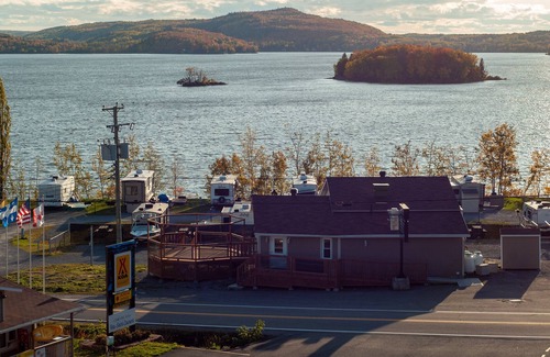 Saint-Mathieu-de-Rioux Cabina | Domaine Lac St-Mathieu