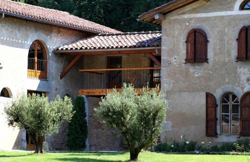 Castres Cama Y Desayuno | Domaine Le Castelet
