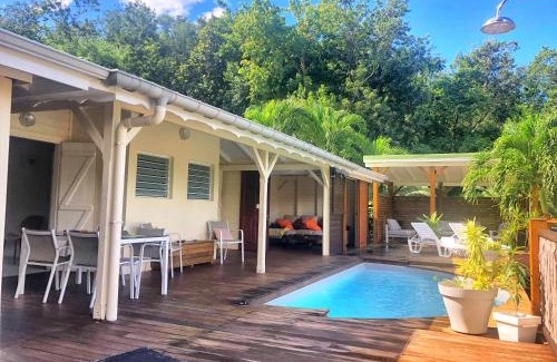 Deshaies Casa | Domaine Palm Lodges Villa Alizés