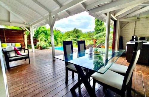 Deshaies Casa | Domaine Palm Lodges Villa Alizés