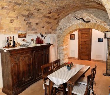 Rocca Pia Casa | Domus Pia