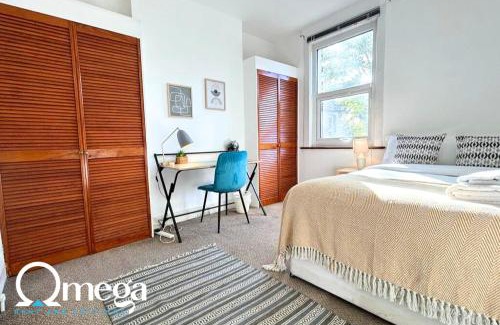 Hanwell Apartamento | Double Room with a shared Kitchen and bathroom in a 5-Bedroom House at Hanwell