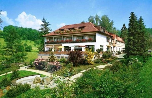 Lindenfels Casa | Double room with south-facing balcony 07 - Odenwald Sterne-Hotel Wiesengrund