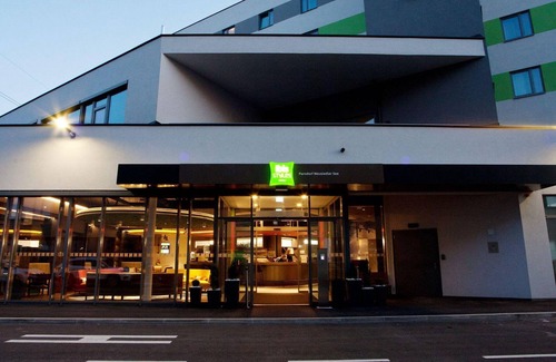 Parndorf Casa | Double room WITHOUT breakfast, shower, WC - ibis Styles Parndorf Neusiedler See