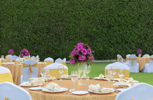 Taj Ganj Hotel | DoubleTree by Hilton Agra