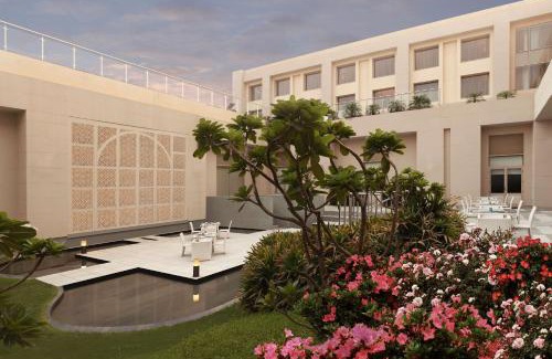 Taj Ganj Hotel | DoubleTree by Hilton Agra