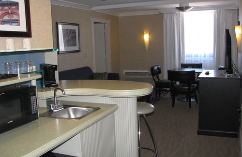 Concord Hotel | DoubleTree by Hilton Downtown Concord