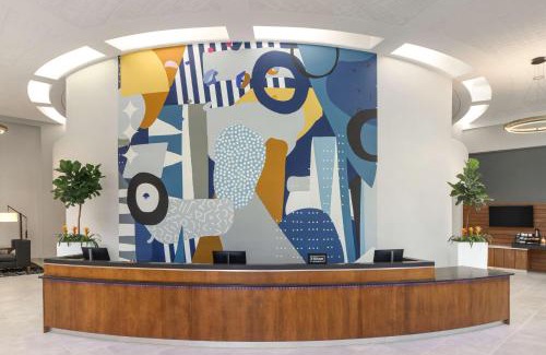 Villas Hotel | Doubletree by Hilton Fort Myers at Bell Tower Shops