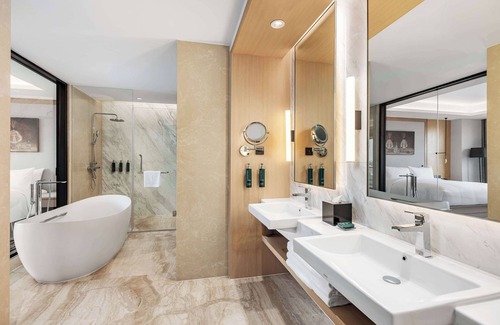 Vientiane Hotel | DoubleTree by Hilton Vientiane