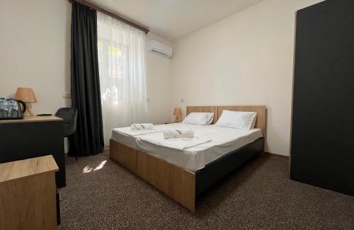 Kentron Hotel | Downtown Budget Hotel by Arami
