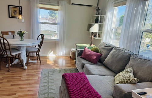 Redding Cabaña | Downtown Cottage Style Home! Vintage vibes and comfortable amenities.