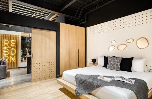 Avenida Revolución Apartamento | Downtown Designer Apartments by ULIV