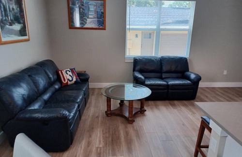 Longwood Casa | Downtown Historic Longwood steps to City park & SunRail