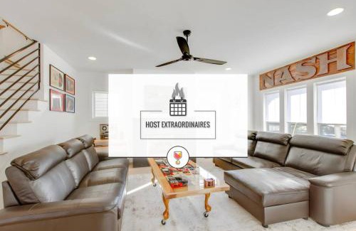 Hope Gardens Casa | Downtown Luxury Home Great for Big Groups