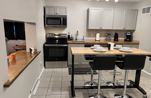 Middletown Casa | Downtown Middletown Retreat with TVs in every room