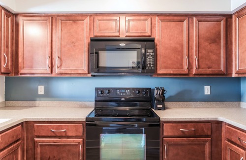 East Bank Condominio | Downtown Nashville Riverfront & Germantown Retreat. Come & relax riverside.