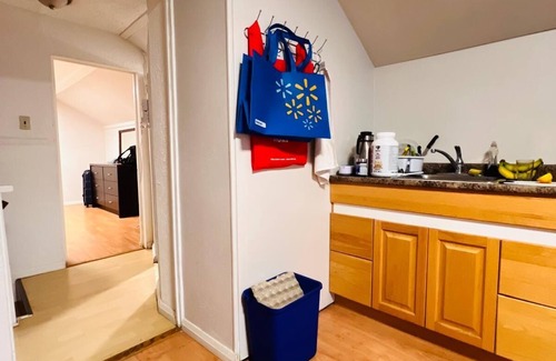 Medicine Hat Casa | Downtown Private Loft