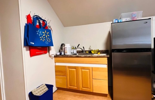 Medicine Hat Casa | Downtown Private Loft