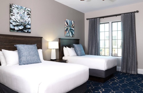 Downtown San Antonio Complejo | Centro de San Antonio Resort cerca de RiverWalk y The Alamo con piscina en la azotea y bañera de hidromasaje