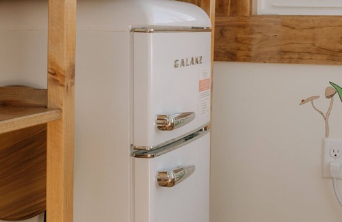 Old Town Pocatello Apartamento | Downtown Tiny Treehouse, incredible view!