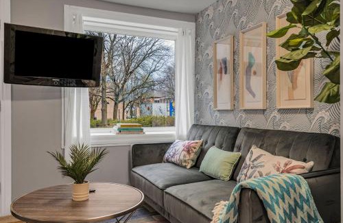 Cornwall Apartamento | Downtown Vista - 5 mins to Water - Pet