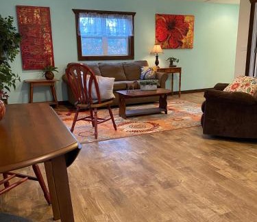 Camden County Casa | Dragonfly Meadows Guesthouse