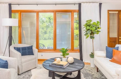 Ledgeview Casa | Dream Home on Dollar - Sleeps 10