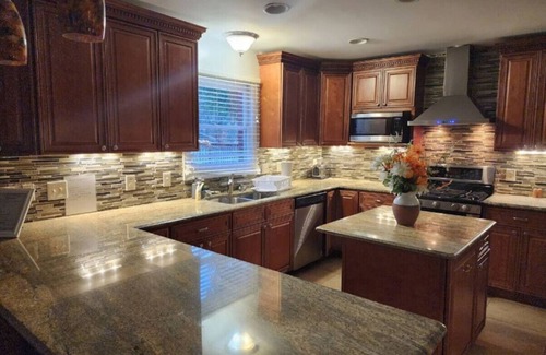 West Chester Casa | Dream vacation home!