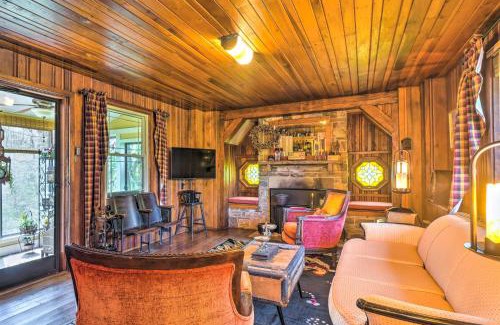 Crossville Casa | Dreamy Homestead Escape Patio, Ranch On-Site