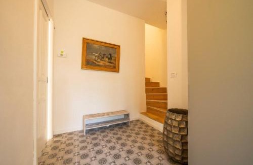 Brezzo di Bedero Apartamento | Dreamy Lakeview Attic Escape