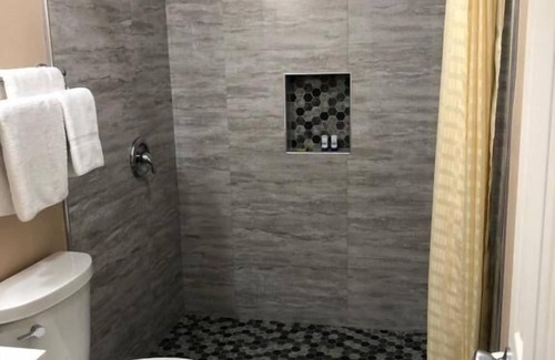 Westside Santa Cruz Hotel | Drift Inn