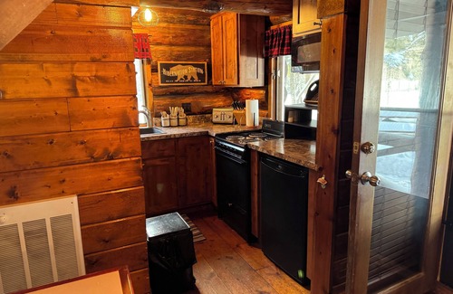Drummond Cabaña | Drummond Island Hotel & Vacation Homes - Hermitage Cottage